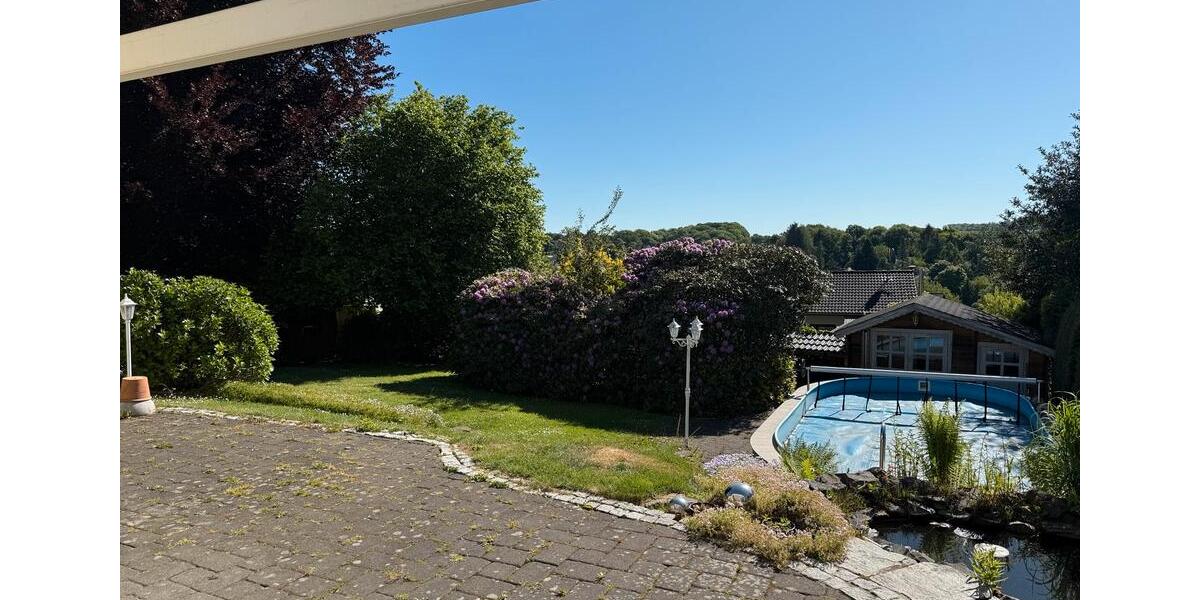 Einfamilienhaus Wermelskirchen - 9 Zimmer, 256 m&sup2;, 859.000&euro; | Angebot:25813936