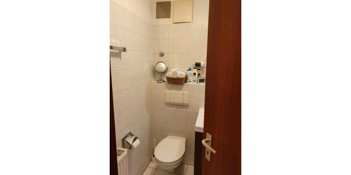 Dachgeschoßwohnung Neuss Furth-Mitte - 2 Zimmer, 63 m&sup2;, 259.000&euro; | Angebot:27456099