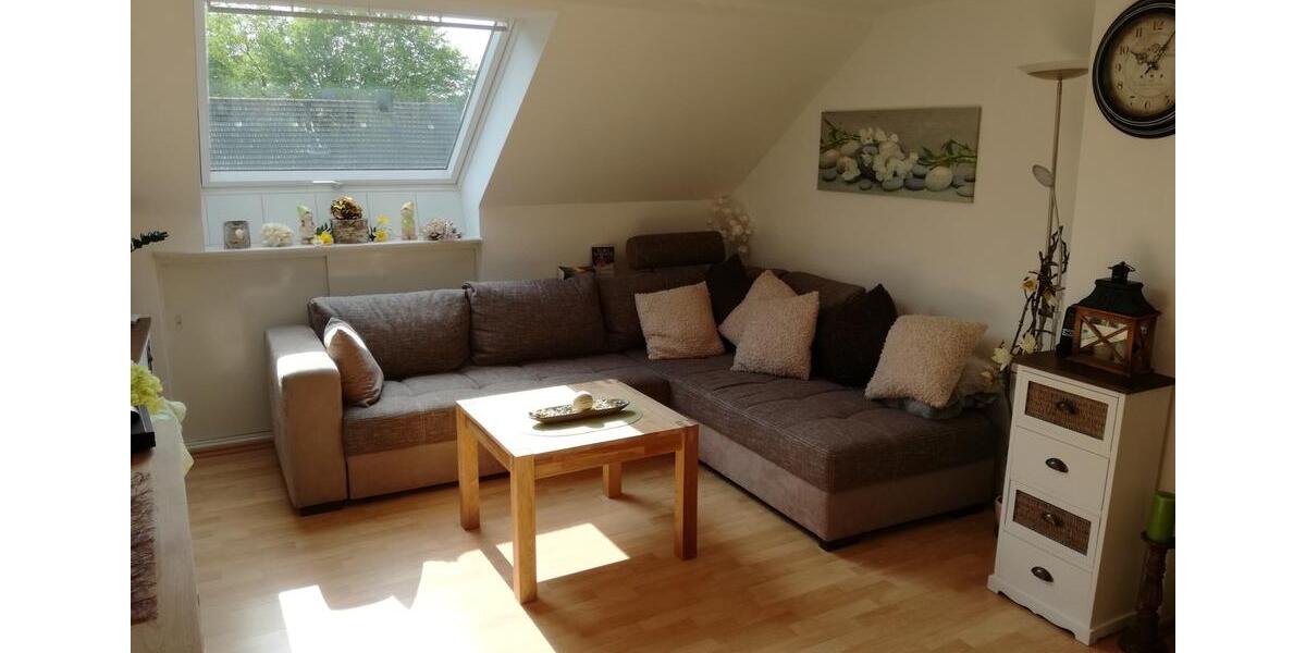 Dachgeschoßwohnung Gelsenkirchen Gelsenkirchen-Nord - 3 Zimmer, 49 m&sup2;, 500&euro; | Angebot:25948925