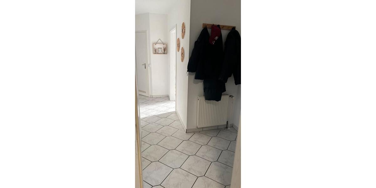 Etagenwohnung Gelsenkirchen - 3.5 Zimmer, 77 m&sup2;, 180.000&euro; | Angebot:27534363