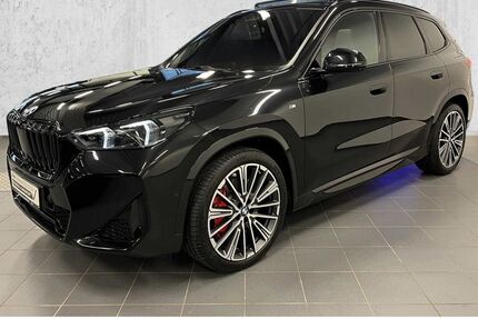 BMW X1 11.200 km 51.840 &euro; Solingen 42719