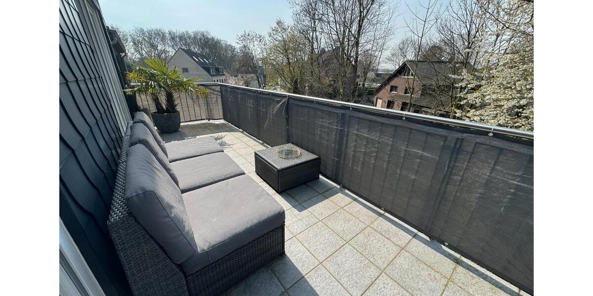 Dachgeschoßwohnung Oberhausen Alstaden - 3.5 Zimmer, 84 m&sup2;, 270.000&euro; | Angebot:27415984