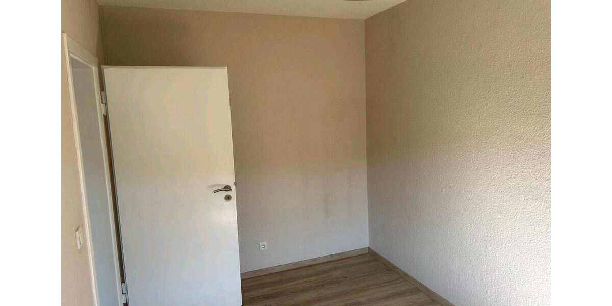 Etagenwohnung Gelsenkirchen Gelsenkirchen-Mitte - 3 Zimmer, 61 m&sup2;, 520&euro; | Angebot:25311038