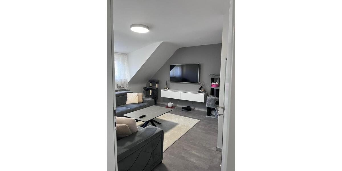 Dachgeschoßwohnung Remscheid Reinshagen - 3.5 Zimmer, 65 m&sup2;, 120.000&euro; | Angebot:27213812