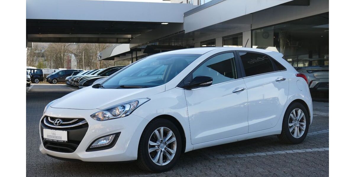 Hyundai i30 117.880 km 8.990 &euro; Schwelm 58332