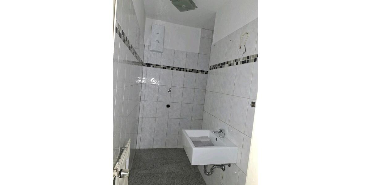 Erdgeschoßwohnung Duisburg Duisburg-Mitte - 4 Zimmer, 72 m&sup2;, 179.000&euro; | Angebot:27514320