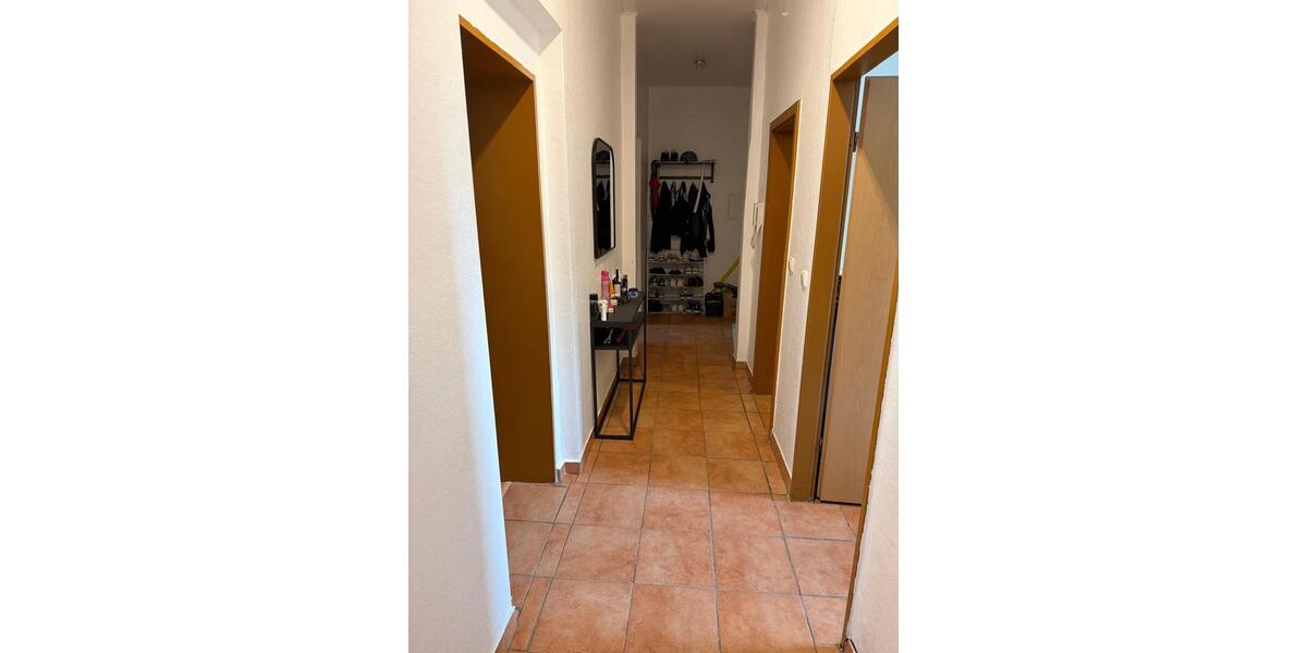 Etagenwohnung Duisburg Rheinhausen - 4.5 Zimmer, 82 m&sup2;, 1.100&euro; | Angebot:27572055