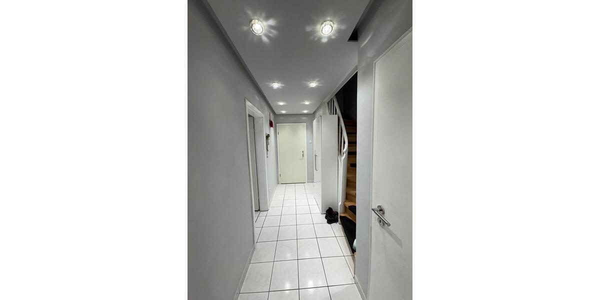 Reihenhaus Bochum Bochum-Mitte - 4.5 Zimmer, 85 m&sup2;, 350.000&euro; | Angebot:27222880