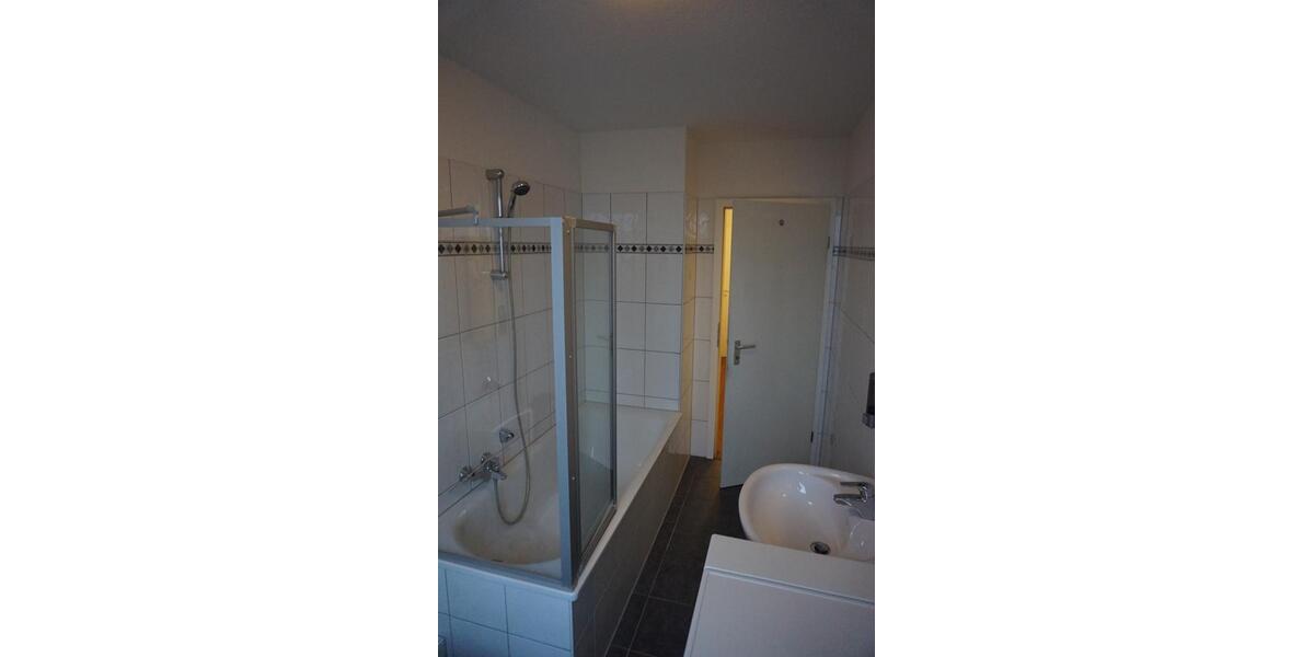 Dachgeschoßwohnung Essen Stadtbezirk III - 3 Zimmer, 70 m&sup2;, 150.000&euro; | Angebot:27189130