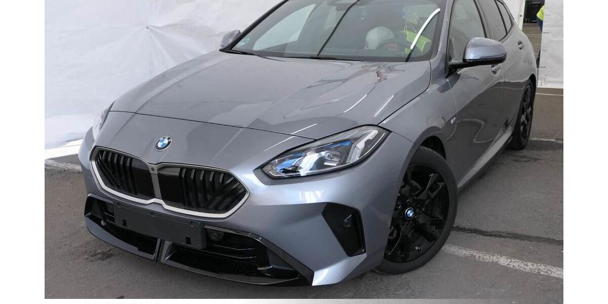 BMW 120 6.400 km 33.900 &euro; Meerbusch 40668