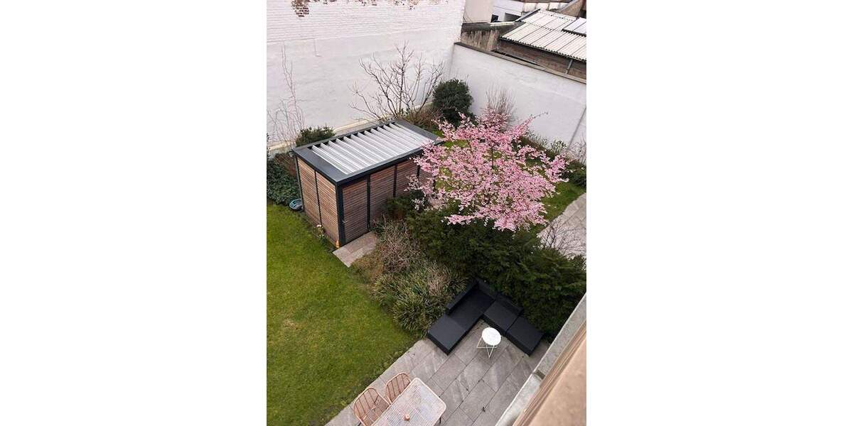 Etagenwohnung Düsseldorf Friedrichstadt - 2 Zimmer, 93 m&sup2;, 1.674&euro; | Angebot:25760537