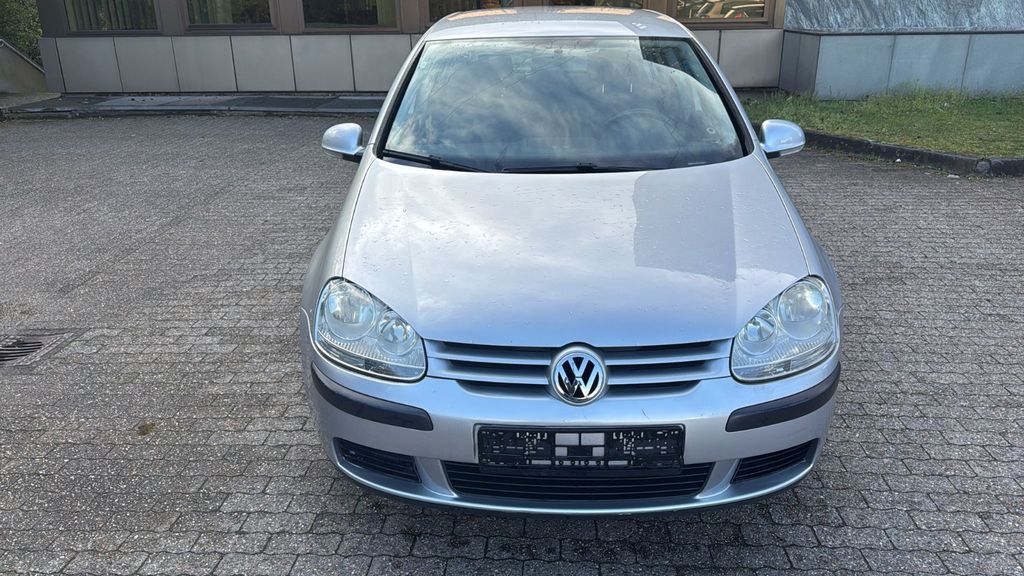 VW Golf 151.000 km 2.499 &euro; Duisburg 47057