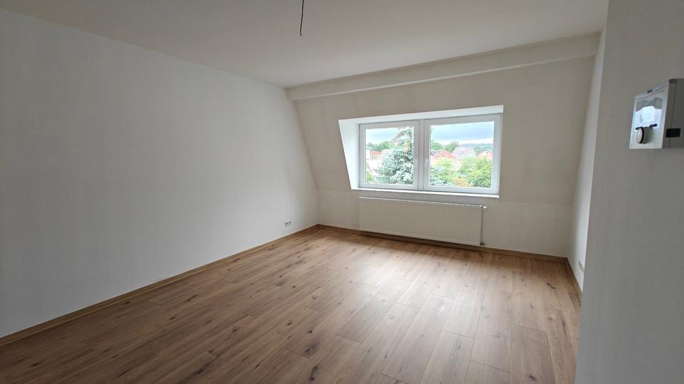 Etagenwohnung Wuppertal Gemarkung Langerfeld - 4 Zimmer, 110 m&sup2;, 1.100&euro; | Angebot:27537876