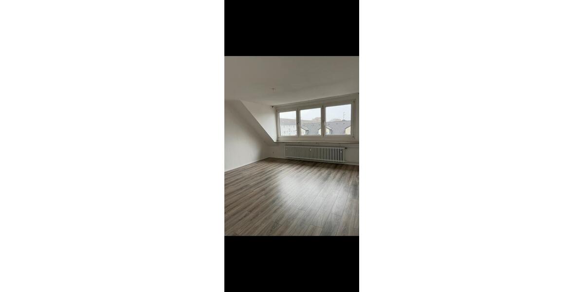 Etagenwohnung Duisburg Angerhausen - 3 Zimmer, 74 m&sup2;, 1.100&euro; | Angebot:27541371