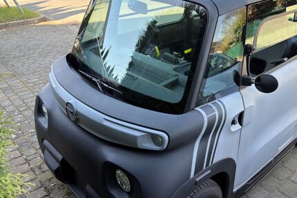 Opel Rocks-e 3.101 km 9.190 &euro; Neuss 41462