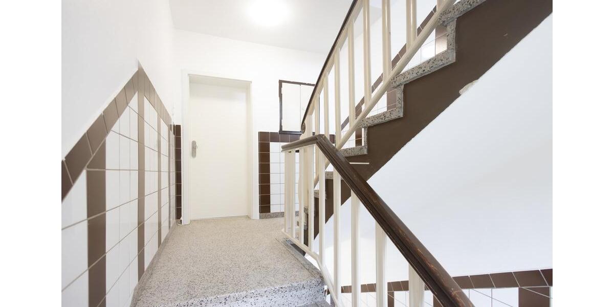 Etagenwohnung Bochum - 3 Zimmer, 80 m&sup2;, 1.100&euro; | Angebot:24930520