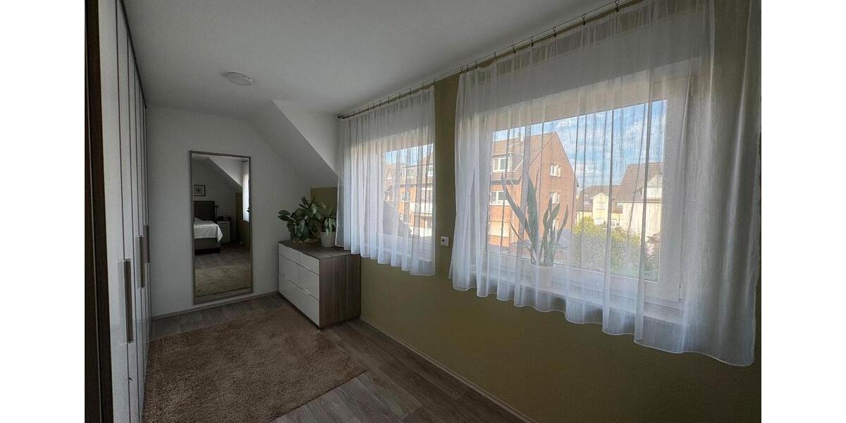 Reihenhaus Duisburg Rheinhausen - 5 Zimmer, 127 m&sup2;, 412.000&euro; | Angebot:27522618