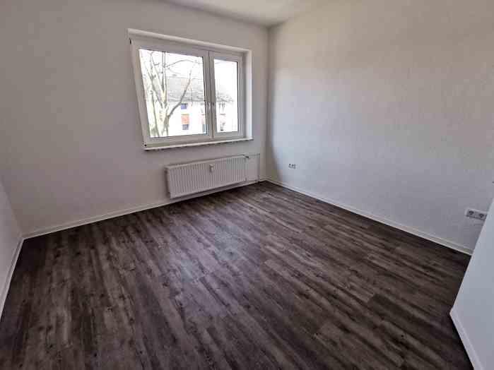 Etagenwohnung Gelsenkirchen Gelsenkirchen-West - 2.5 Zimmer, 50 m&sup2;, 355&euro; | Angebot:25984776