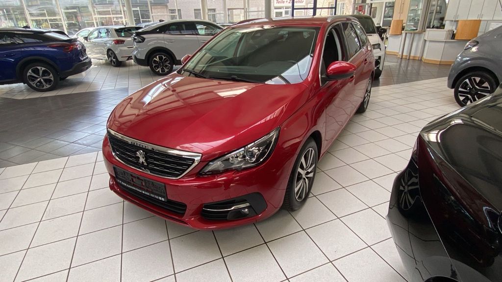 Peugeot 308 53.900 km 12.590 &euro; Gelsenkirchen 45892