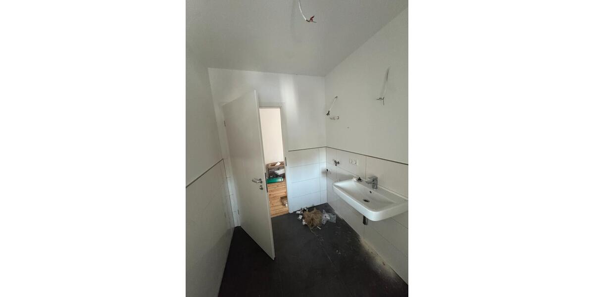 Maisonettenwohnung Wuppertal Arrenberg - 4 Zimmer, 100 m&sup2;, 1.800&euro; | Angebot:27567538