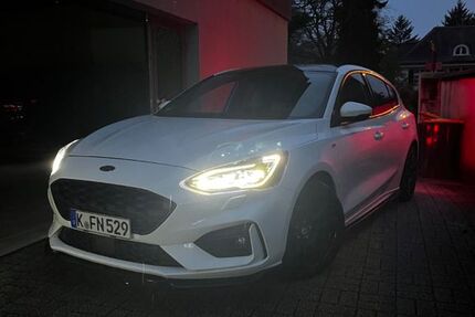 Ford Focus 89.000 km 15.250 &euro; Remscheid 42897