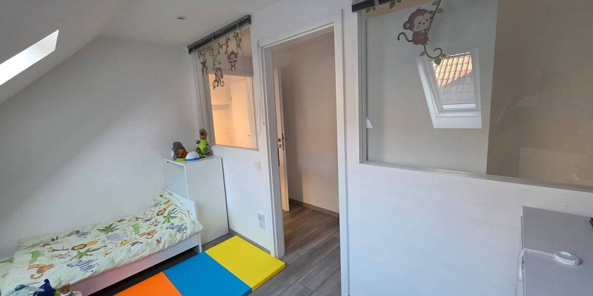 Doppelhaushälfte Velbert Kostenberg - 9 Zimmer, 259 m&sup2;, 650.000&euro; | Angebot:25680192