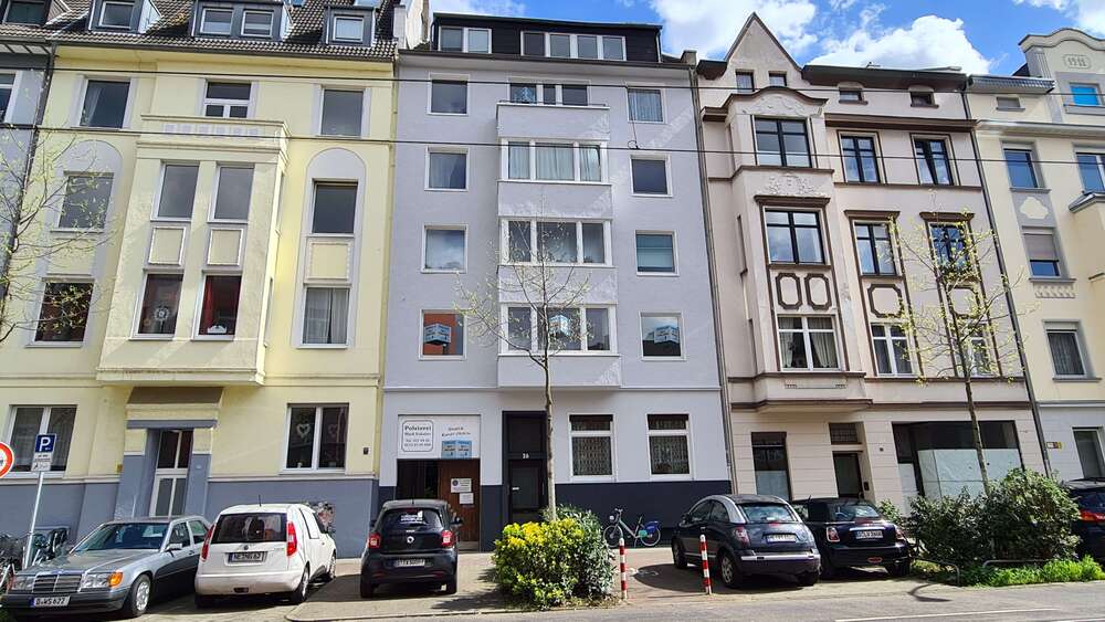 Etagenwohnung Düsseldorf Bilk - 3 Zimmer, 87 m&sup2;, 299.000&euro; | Angebot:27535586
