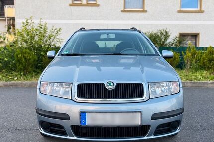 Skoda Fabia 79.456 km 2.899 &euro; Wuppertal 42329