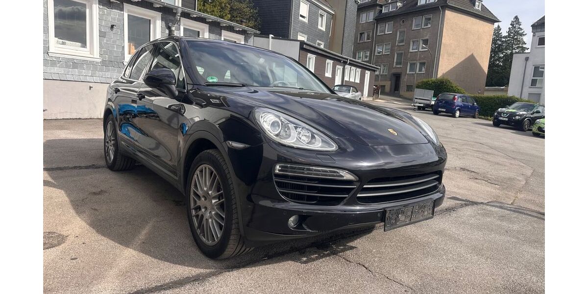 Porsche Cayenne 281.000 km 13.999 &euro; Remscheid 42855