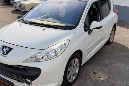 Peugeot 207 171.194 km 3.900 &euro; Hilden 40724