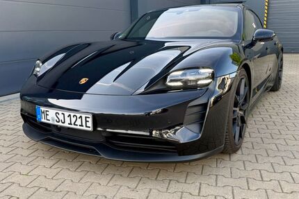Porsche Taycan 29.990 km 85.850 &euro; Hilden 40724