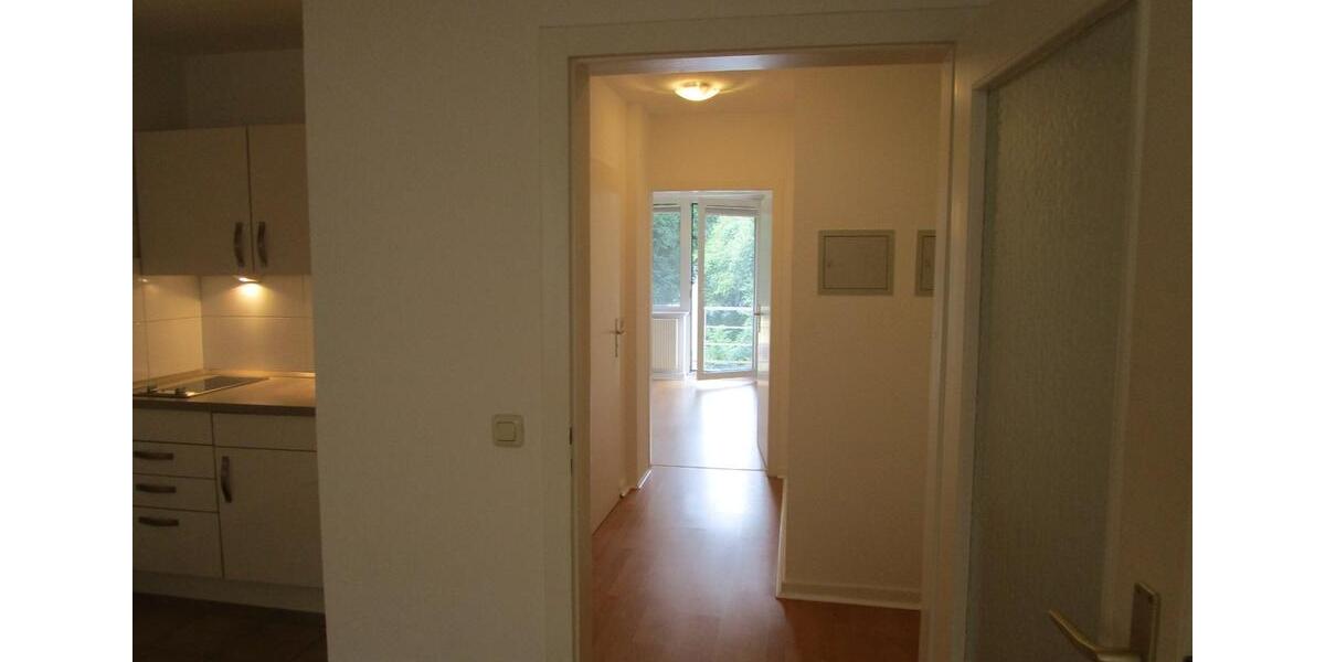 Etagenwohnung Essen Stadtbezirk III - 2.5 Zimmer, 40 m&sup2;, 420&euro; | Angebot:25806828