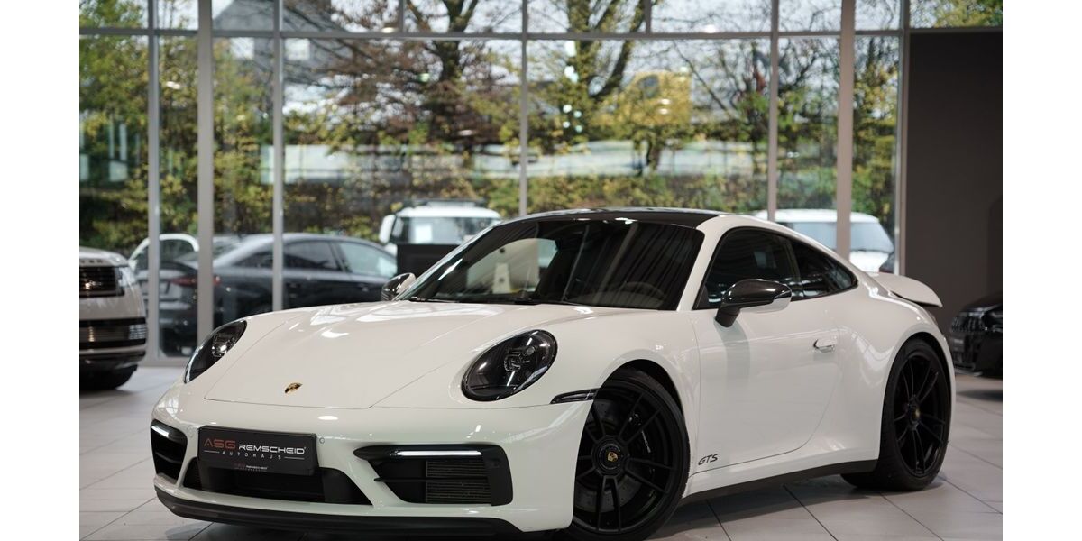 Porsche 992 4.500 km 145.900 &euro; Remscheid/NRW 42855
