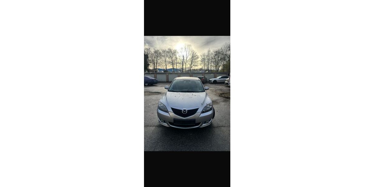 Mazda 3 136.000 km 2.600 &euro; Essen 45144