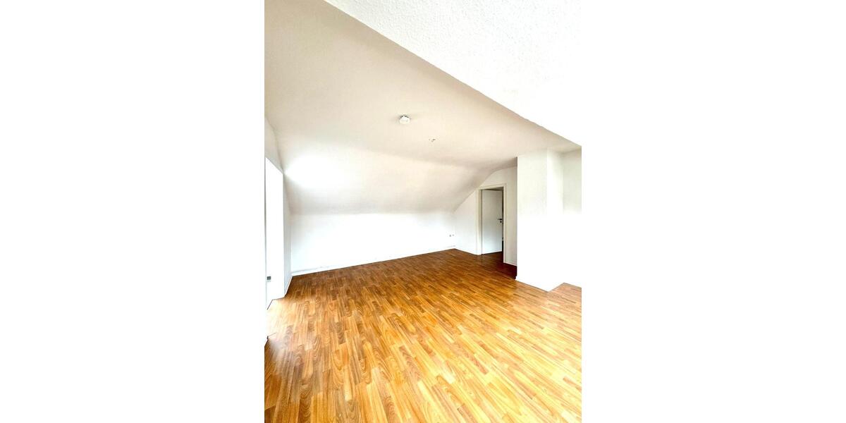 Etagenwohnung Hagen - 2.5 Zimmer, 65 m&sup2;, 390&euro; | Angebot:25999740