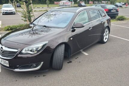 Opel Insignia 172.000 km 6.000 &euro; Bochum 44866