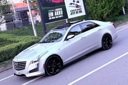 Cadillac CT5 169.000 km 17.800 &euro; Düsseldorf 40472