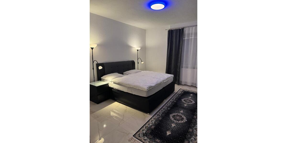 Erdgeschoßwohnung Essen Stadtbezirk V - 18 Zimmer, 60 m&sup2;, 350&euro; | Angebot:25714450