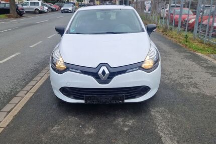 Renault Clio 66.967 km 6.400 &euro; Düsseldorf 40549