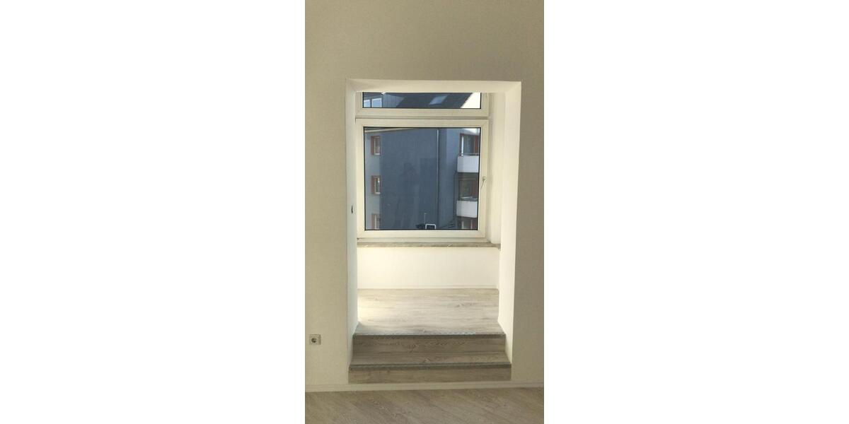 Etagenwohnung Duisburg Mittelmeiderich - 3 Zimmer, 90 m&sup2;, 740&euro; | Angebot:25900463