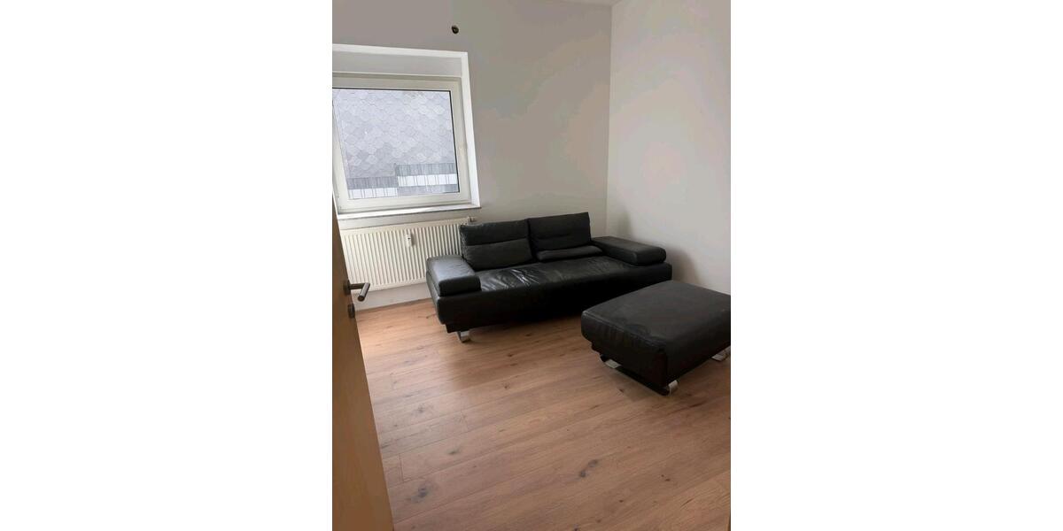 Erdgeschoßwohnung Oberhausen Schmachtendorf - 3 Zimmer, 75 m&sup2;, 750&euro; | Angebot:27549201