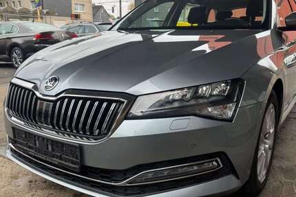 Skoda Superb 174.000 km 17.990 &euro; Mülheim Ruhr 45475