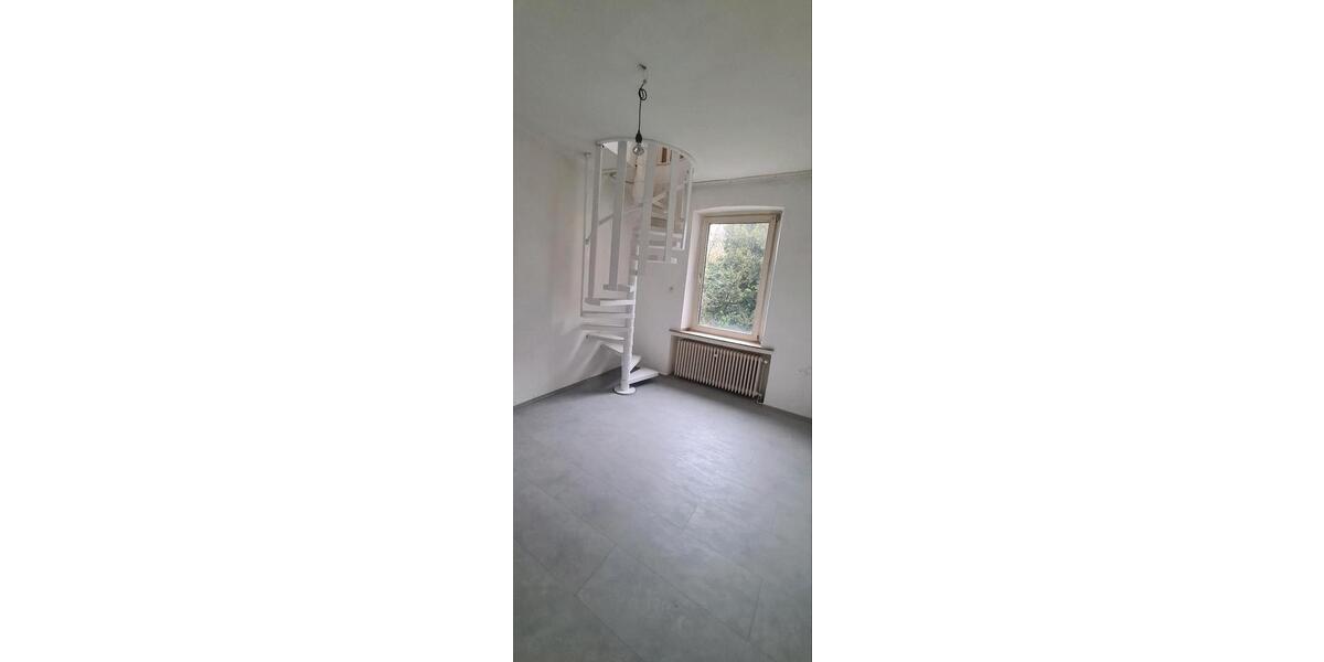 Maisonettenwohnung Duisburg Mittelmeiderich - 3 Zimmer, 75 m&sup2;, 900&euro; | Angebot:25994187