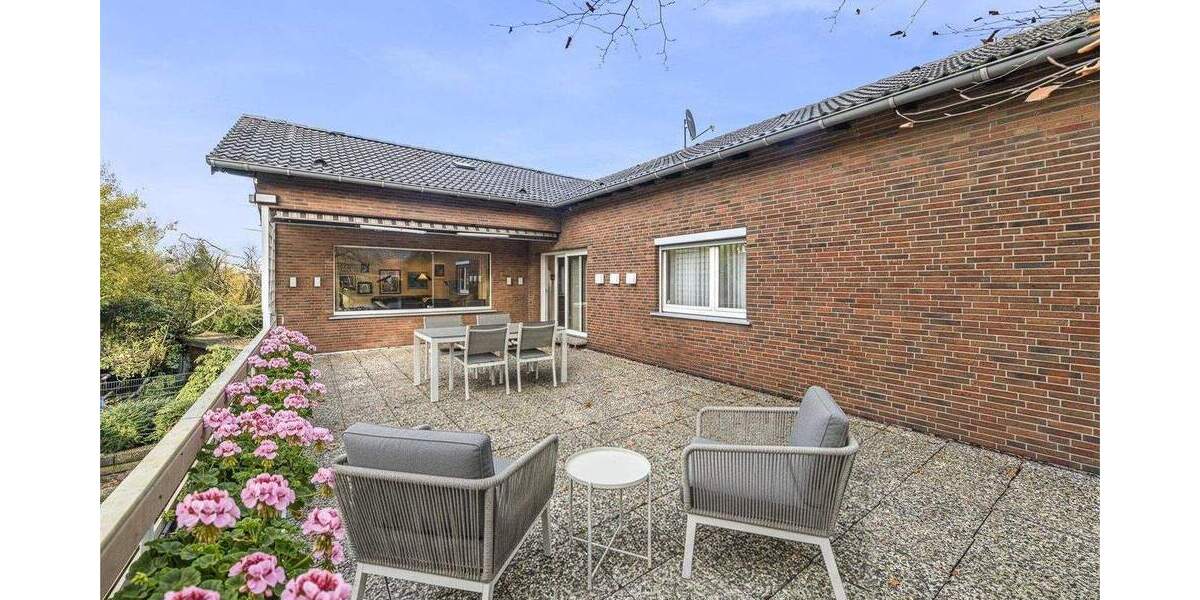 Einfamilienhaus Heiligenhaus Mitte - 6 Zimmer, 354 m&sup2;, 725.000&euro; | Angebot:25934083