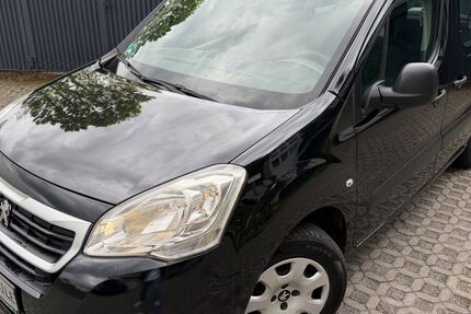 Peugeot Partner 78.000 km 8.399 &euro; Düsseldorf 40231