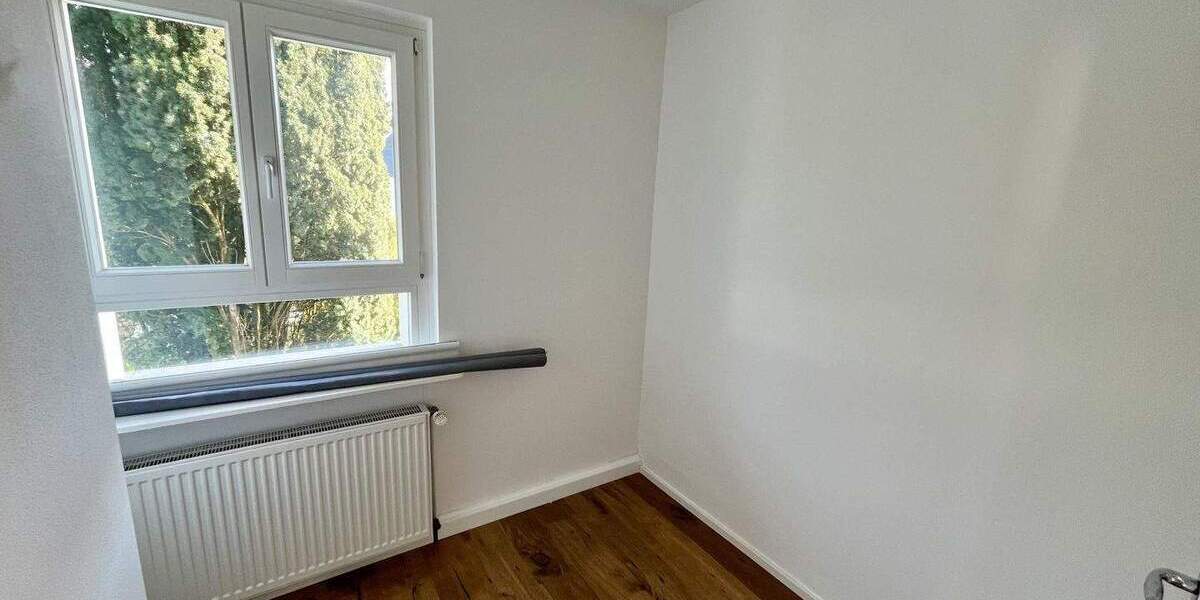 Einfamilienhaus Burscheid - 6 Zimmer, 157 m&sup2;, 759.000&euro; | Angebot:25770241