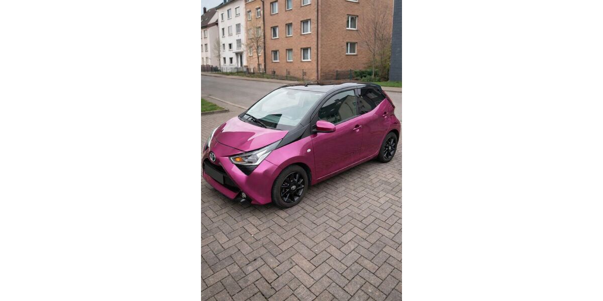Toyota Aygo (X) 133.000 km 6.900 &euro; Bochum 44869