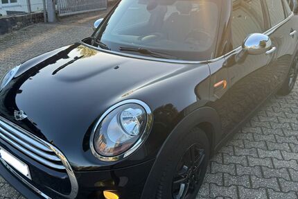 Mini Cooper 122.000 km 9.500 &euro; Remscheid 42853