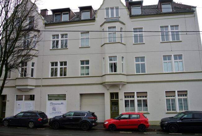 Etagenwohnung Mülheim an der Ruhr Mitte-Ost - 3 Zimmer, 98 m&sup2;, 650&euro; | Angebot:25998722