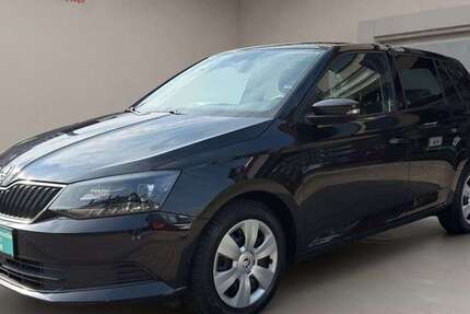 Skoda Fabia 192.263 km 6.490 &euro; Düsseldorf 40235